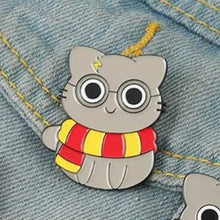 Load image into Gallery viewer, Pins / Badge - Harry Potter’s Collection