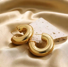 Load image into Gallery viewer, ❥ Ear Cuffs & Matching Earrings