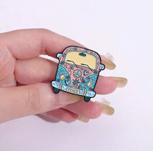 Load image into Gallery viewer, Pins / Badge - Travel Volkswagen Van