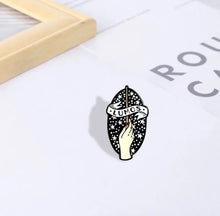 Load image into Gallery viewer, Pins / Badge - Harry Potter’s Collection