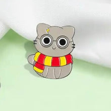 Load image into Gallery viewer, Pins / Badge - Harry Potter’s Collection