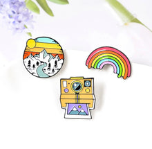 Load image into Gallery viewer, Pins / Badge - Melting Rainbow