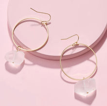 Load image into Gallery viewer, Earrings Lola ▷ Real Faceted Rock Quartz / Healing Jewellery