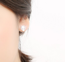 Load image into Gallery viewer, Stud Earrings • Minimal • Palm Leaf