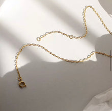 Load image into Gallery viewer, Angel Necklace