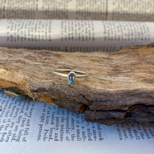 Load image into Gallery viewer, Labradorite Ring • 925 Sterling Silver