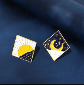 Pins / Badges - Sun & Moon Pair