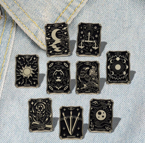 Pins / Badge - The Black Tarot Collection