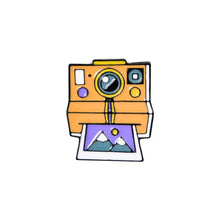 Load image into Gallery viewer, Pins / Badge - Polaroid Camera &amp; Mountain
