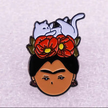 Load image into Gallery viewer, Pins / Badge - Frida Kahlo
