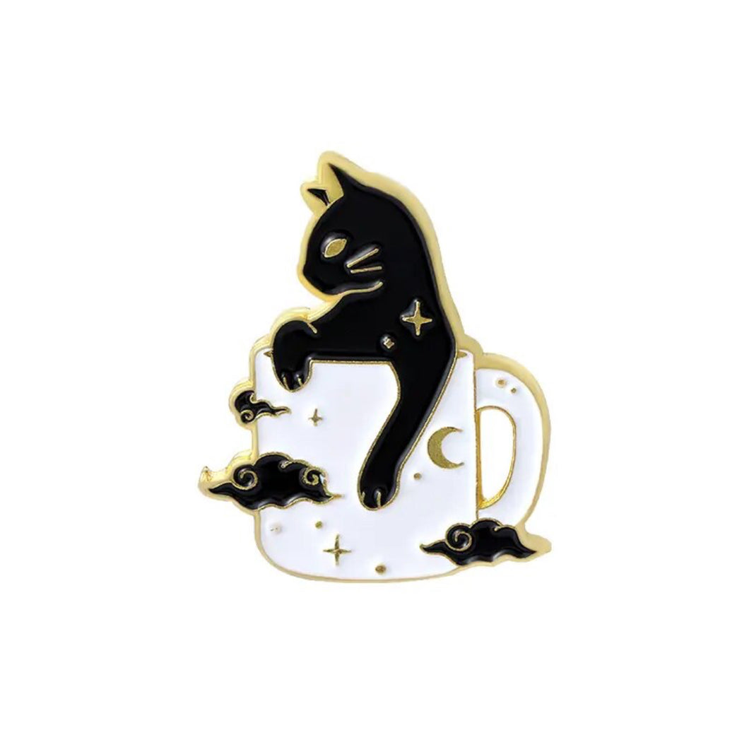 Pins / Badges - Cat in a Mug