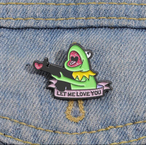 Pins / Badge - Kermit the Frog with a Gun