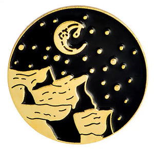 Pins / Badges - Gold Mountain