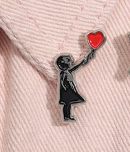 Load image into Gallery viewer, Pins / Badge - Banksy’s Girl with Heart Balloon
