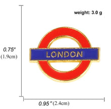 Load image into Gallery viewer, Pins / Badge - London Underground &amp; Phone Booth
