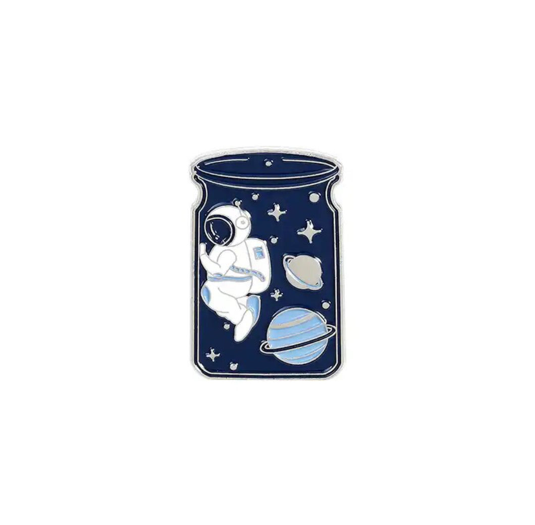 Pins / Badge - Astronaut in a jar