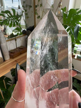 Load and play video in Gallery viewer, Clear Quartz Crystal Tower - 7
