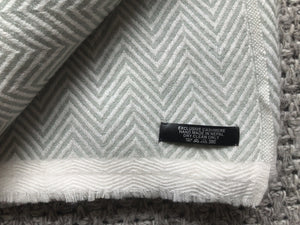 Throw Scarf • Marco • 100% Pure Cashmere • Handmade • Grey