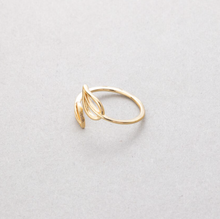 Load image into Gallery viewer, Rings • Leaf
