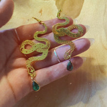Load and play video in Gallery viewer, Snakes Earrings with Green Crystal

