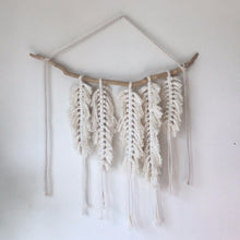 Load image into Gallery viewer, Feather Like Wall Macrame
