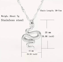 Load image into Gallery viewer, Snake Necklace
